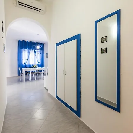 Vila Blue Ivory *